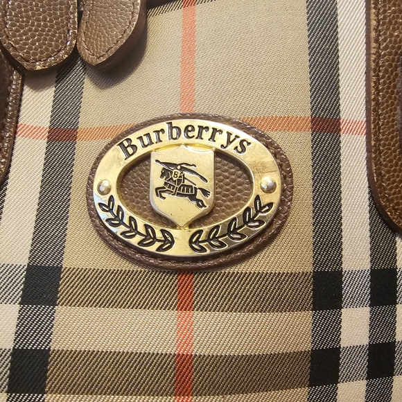 Burberrys Vintage Haymarket Check Crossbody Bag w/ COA - Picture 2 of 12